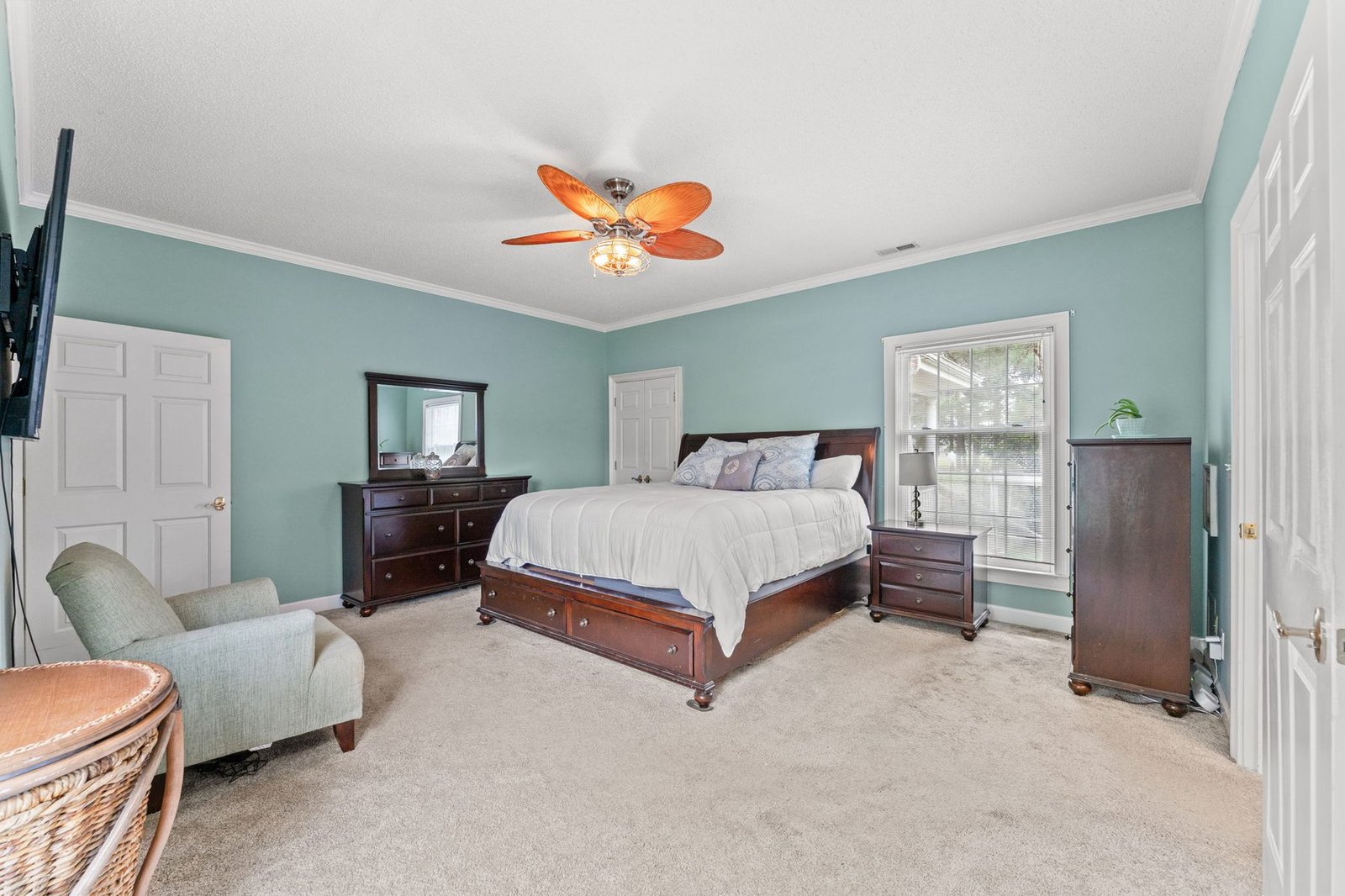 Additional view of the primary bedroom
